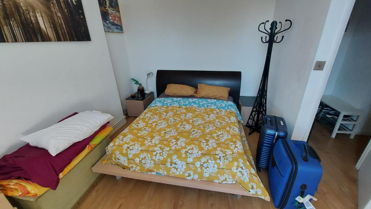 Extra Large One Bedroom Flat With Parking Londra Dış mekan fotoğraf